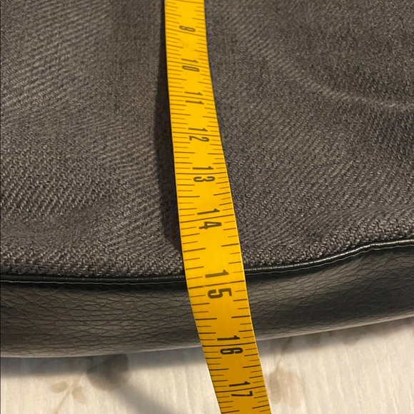 PISTIL - Picture 5 of 8